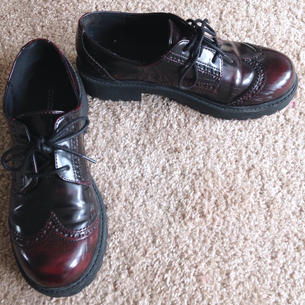 ●● SOLD!!!! ●● H&M Burgundy Platform Oxford Shoes - Picture 3 of 6